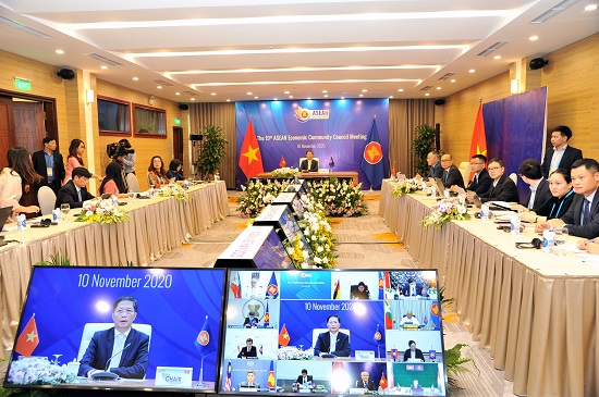 Bộ trưởng Trần Tuấn Anh chủ trì Hội nghị Hội đồng Cộng đồng Kinh tế ASEAN lần thứ 19